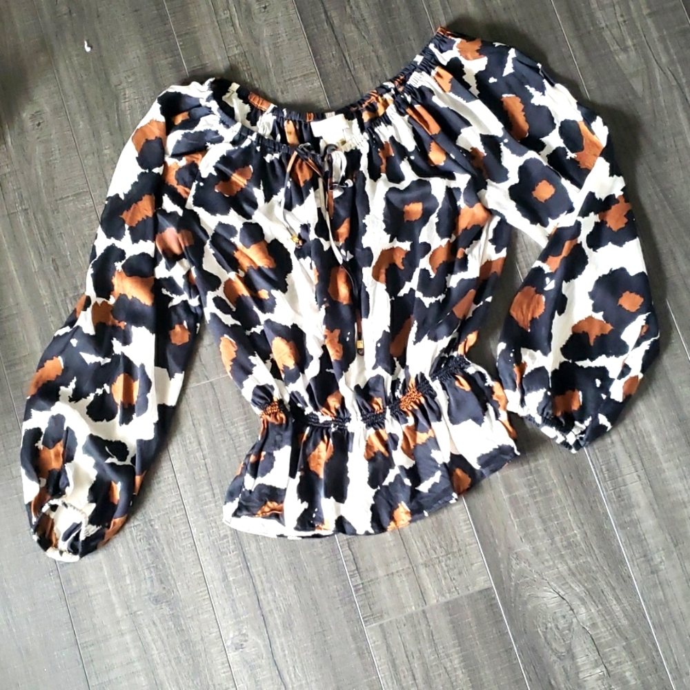 MK blouse